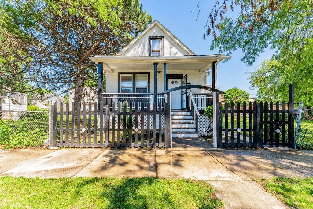 7553 S Saint Lawrence Avenue, Chicago, 60619