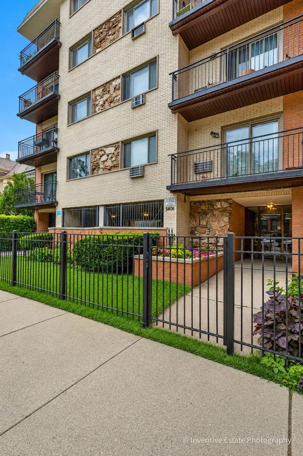 5406 S Harper Avenue 303, Chicago, 60615