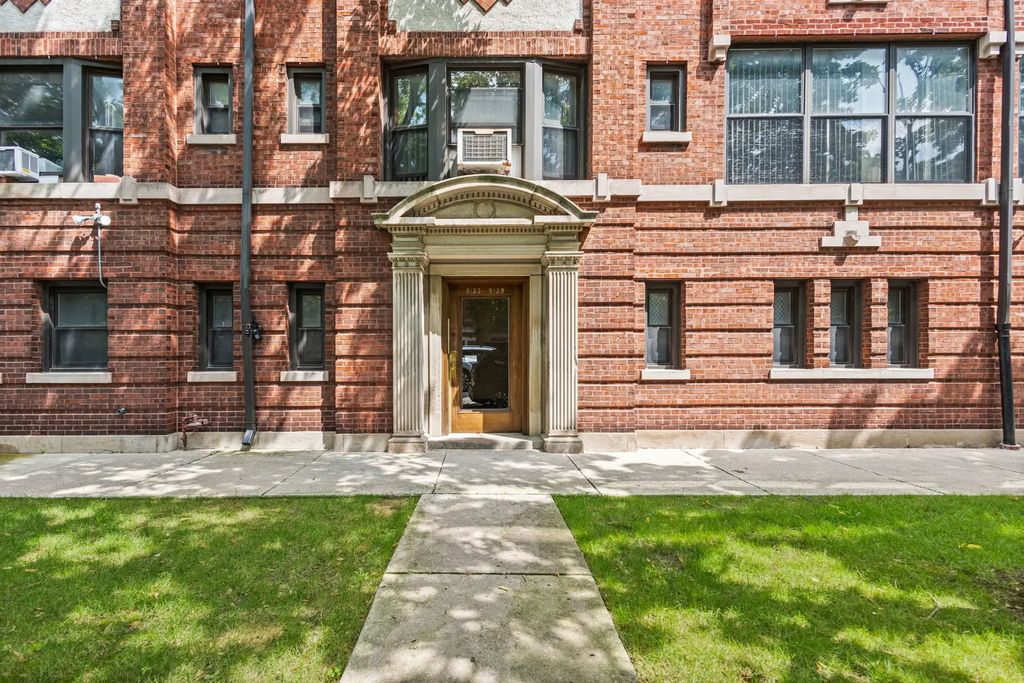 5133 S Greenwood Avenue 1, Chicago