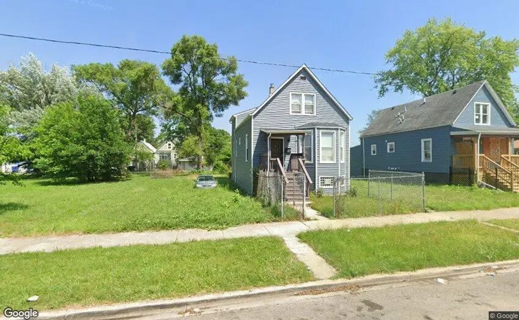 6815 S Winchester Avenue, Chicago