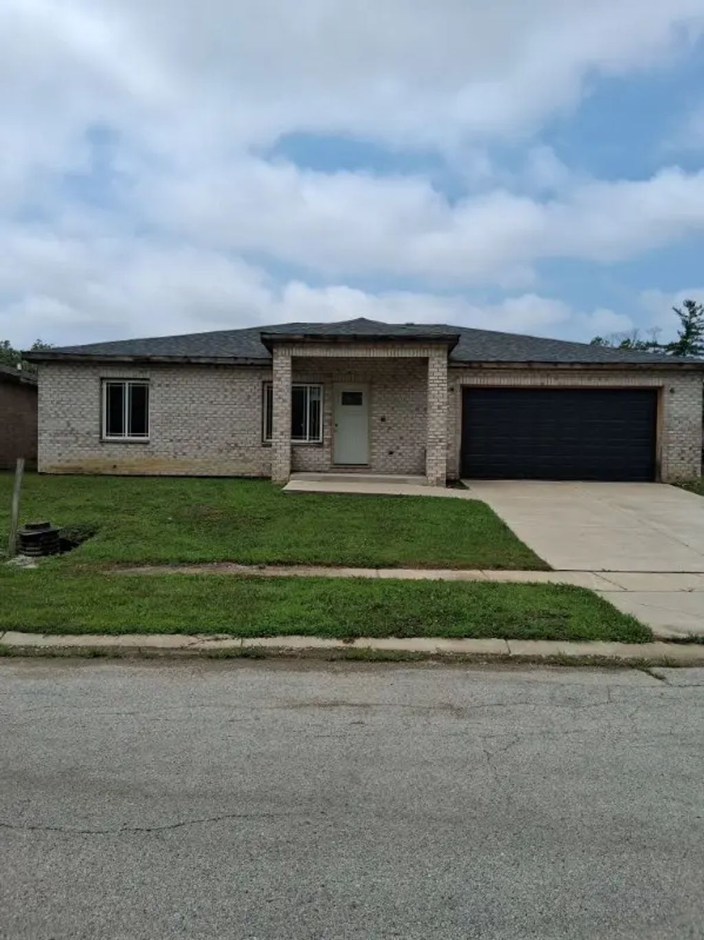 13942 S Reeves Road, Robbins