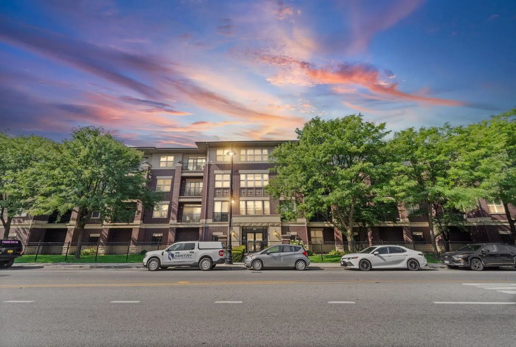 6436 Roosevelt Road 410, Oak Park