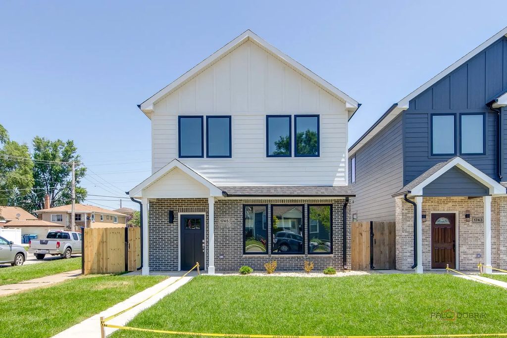 1745 N 34th Avenue, Stone Park