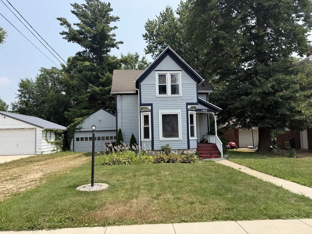1453 S Float Avenue, Freeport