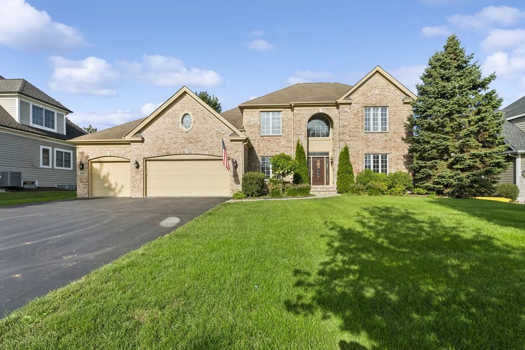 920 Lyons Ridge Drive, Cary