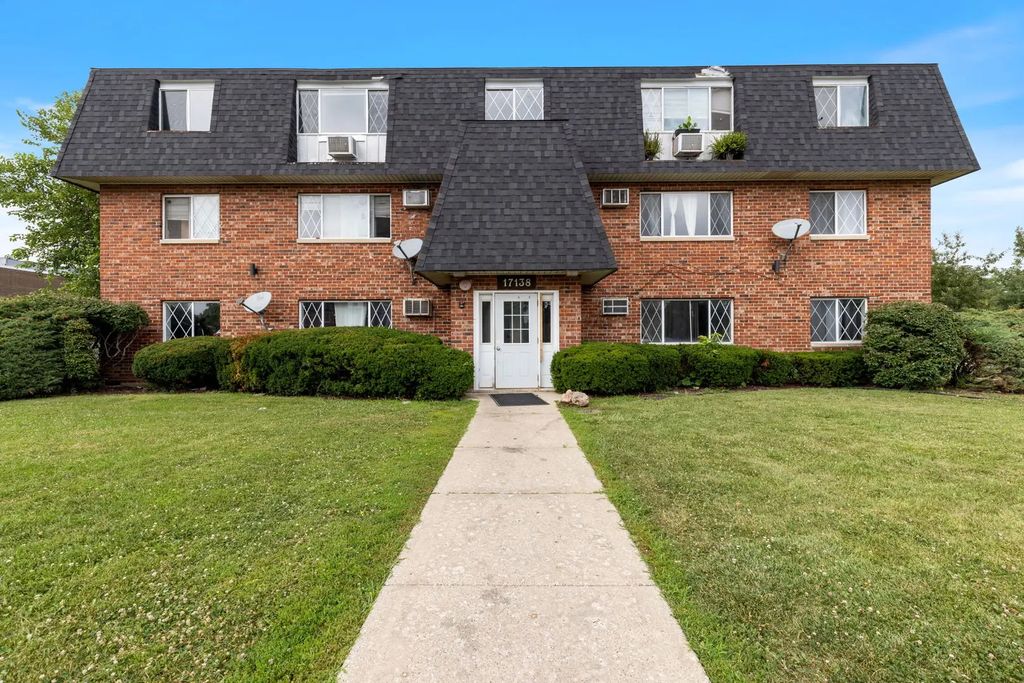 17138 71st Avenue 5, Tinley Park