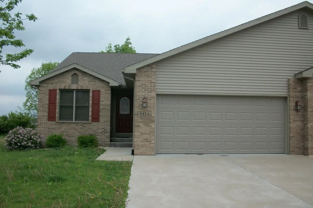 332 Cassidy Court A, Utica
