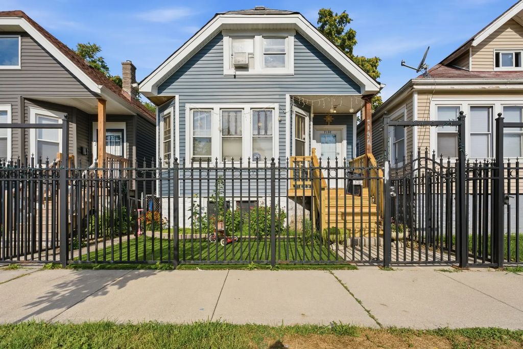 7132 S Hermitage Avenue, Chicago, 60636