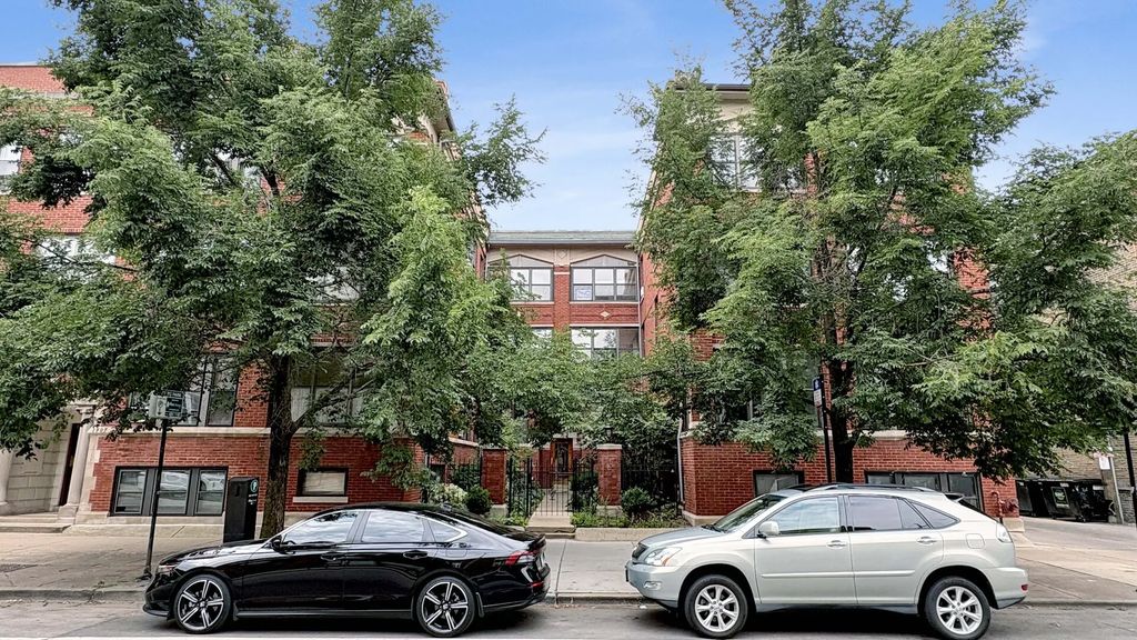 1915 W Montrose Avenue 2, Chicago, 60613