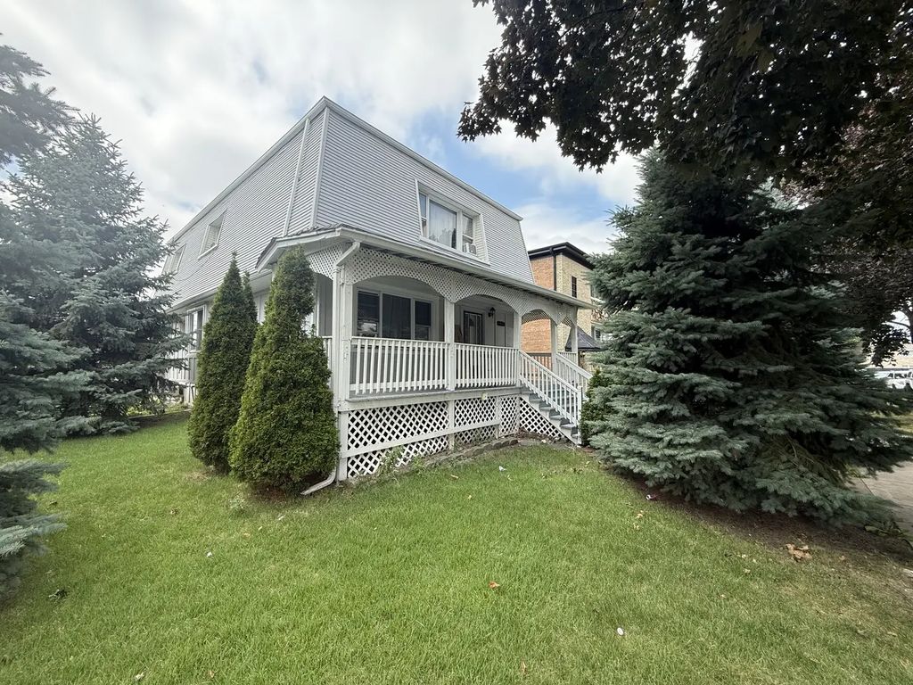 1402 N 16th Avenue, Melrose Park