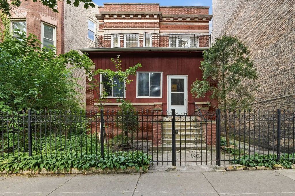 6311 N Lakewood Avenue, Chicago, 60660