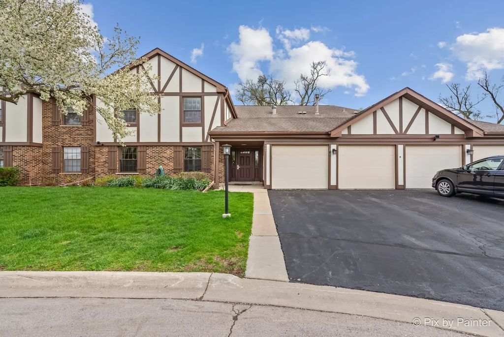 265 Buckingham Court C2, Schaumburg