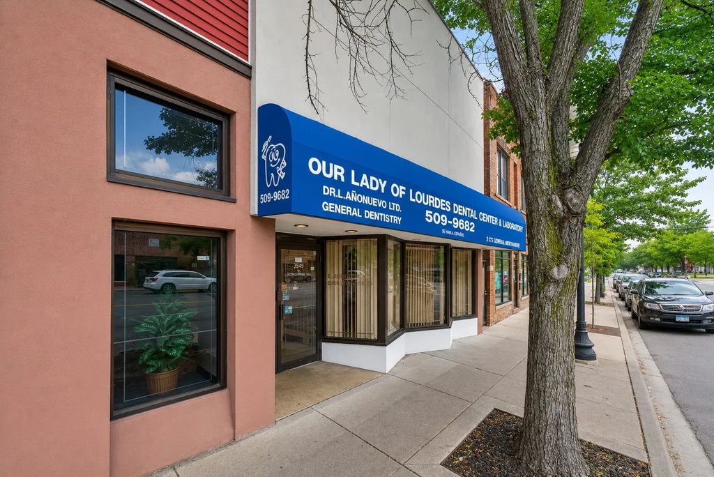 3549 W Irving Park Road 1f, Chicago
