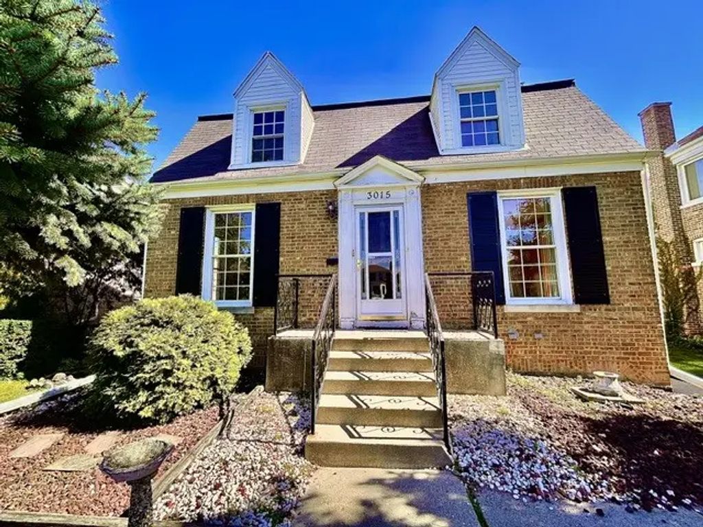3015 N 77th Court, Elmwood Park