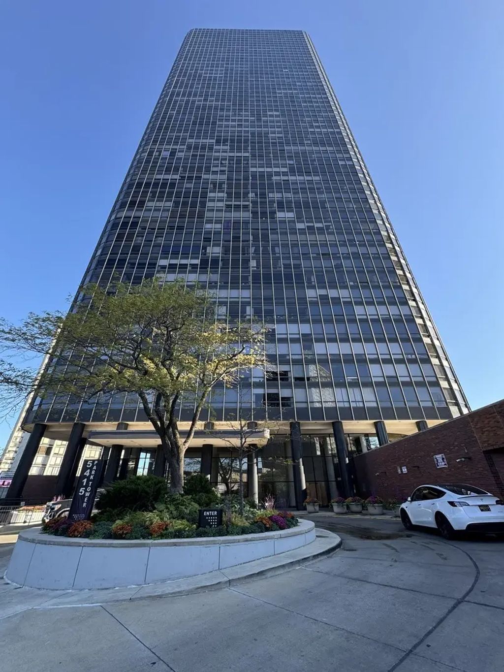 5415 N Sheridan Road 812, Chicago, 60640