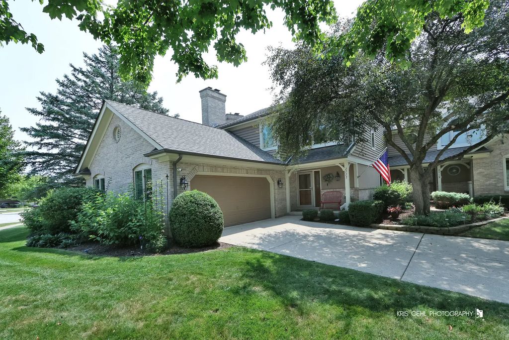 2727 Downing Court, Aurora