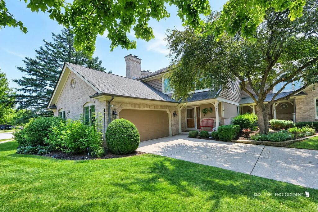 2727 Downing Court, Aurora