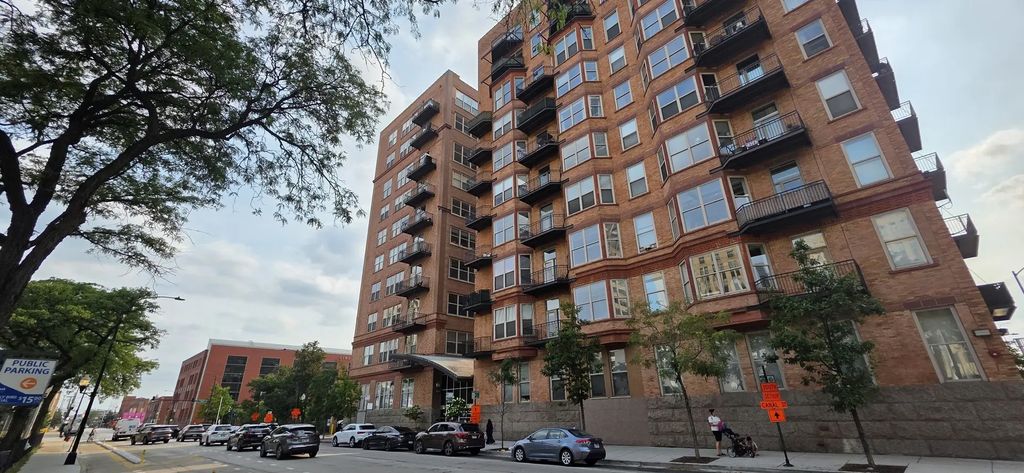 500 S Clinton Street 226, Chicago, 60607
