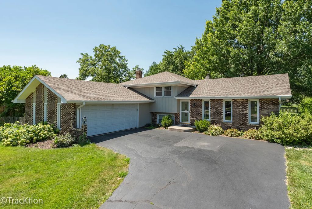 11s560 Whittington Lane, Naperville