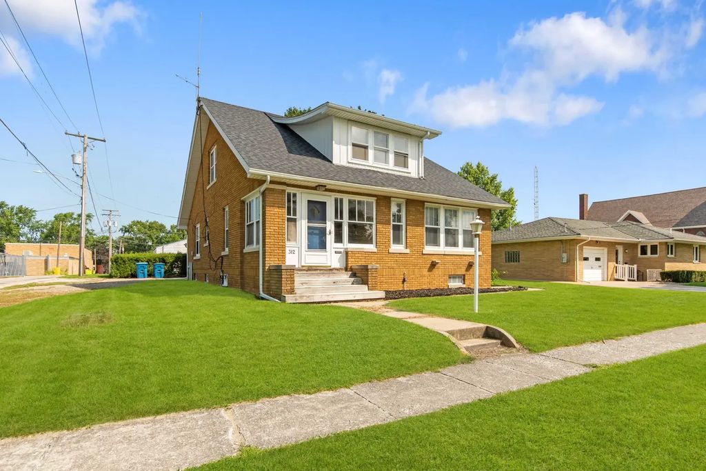 312 W Fifth Street, Minonk