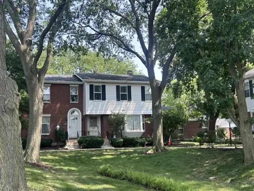 9029 Lincolnwood Drive, Evanston, 60203