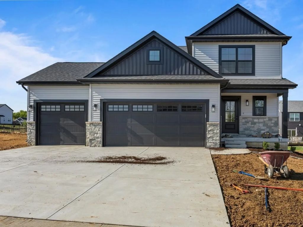 709 Wheatley Drive, Mahomet