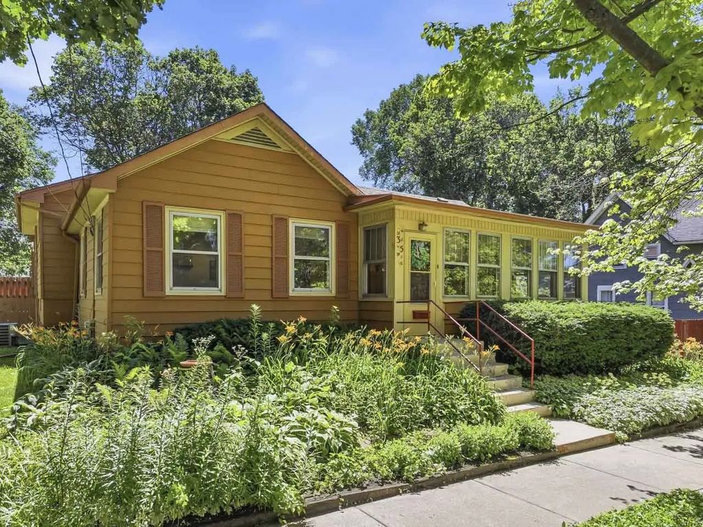 35 Woodland Avenue, Elgin
