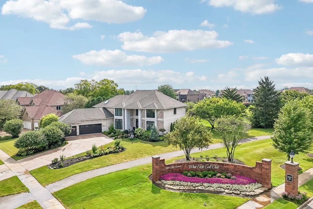 3303 White Eagle Drive, Naperville