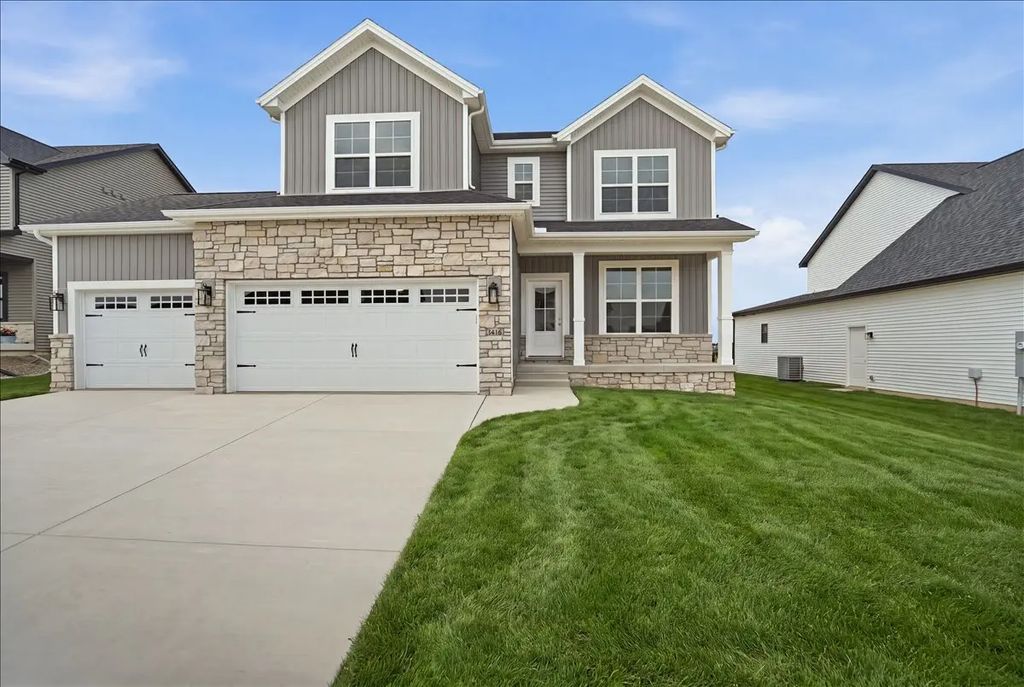 5210 Castlebar Drive, Bloomington
