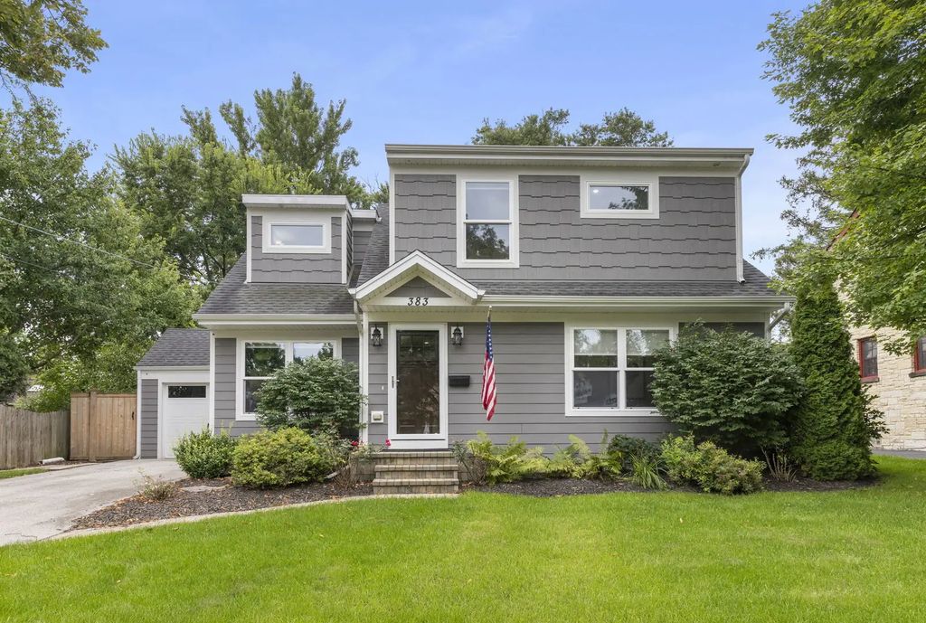 383 Elm Street, Glen Ellyn