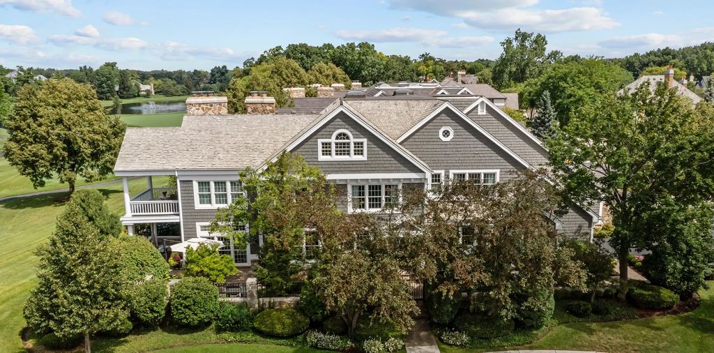 100 Clubhouse Drive, North Barrington