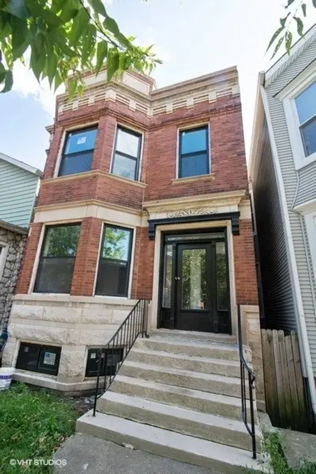 2843 W Fletcher Street, Chicago, 60618