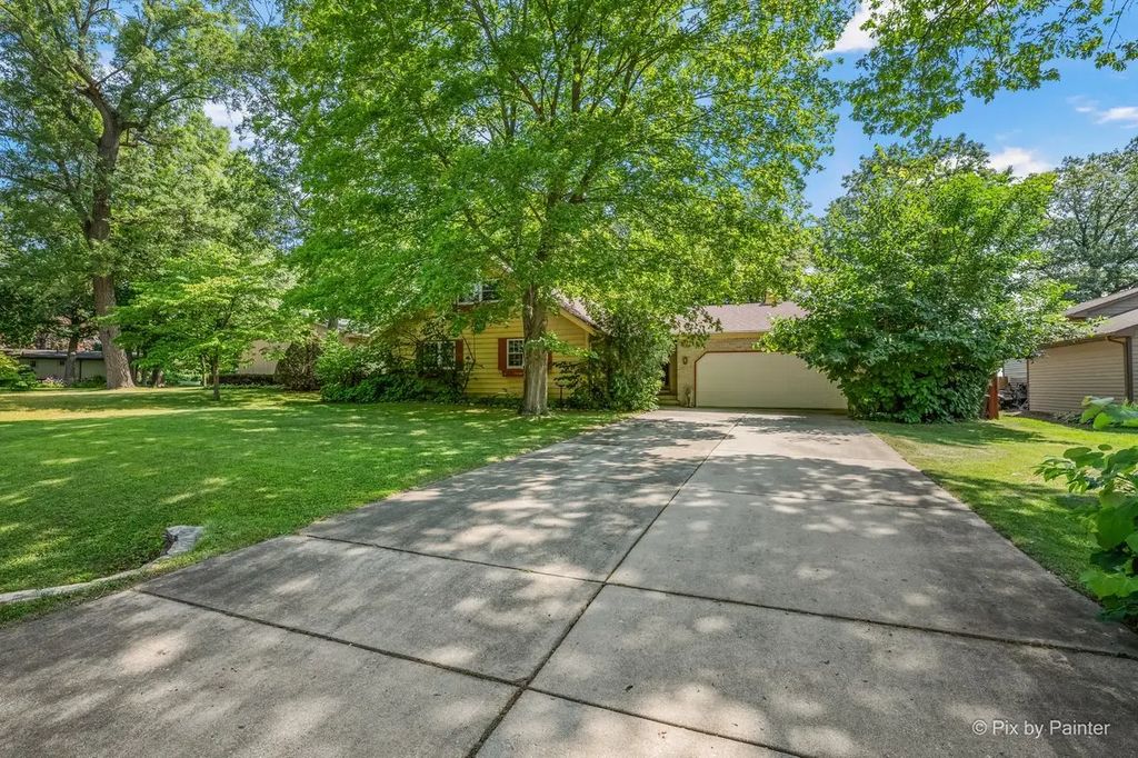 749 Cynthia Drive, Lake Holiday