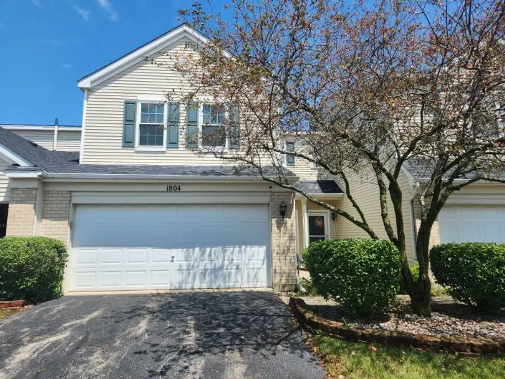 1804 Parkside Drive, Shorewood