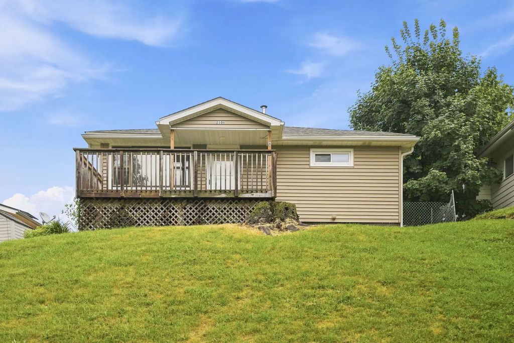 2106 5th Street, East Moline