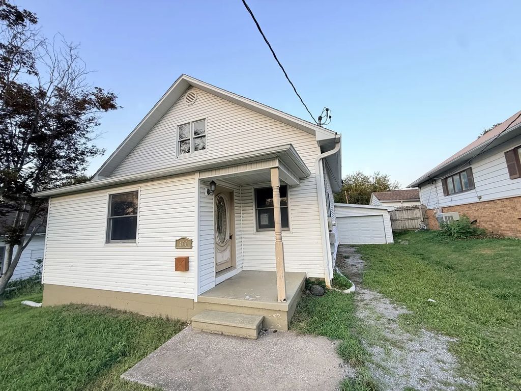 406 N Gardner Street, West Frankfort
