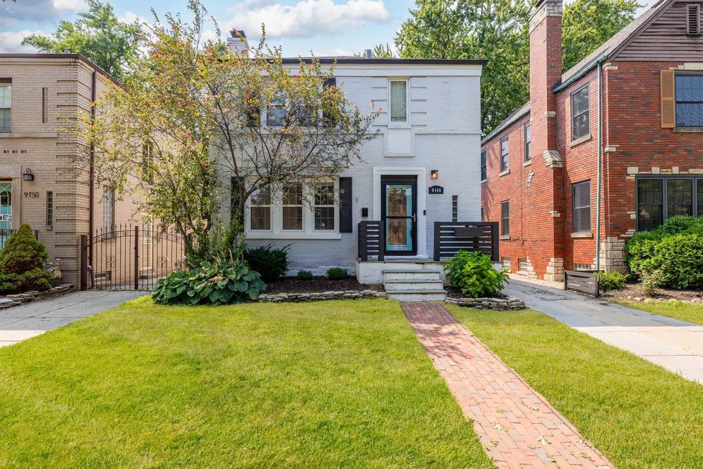 9146 S Oakley Avenue, Chicago