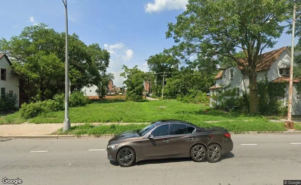 1146 W Marquette Road, Chicago