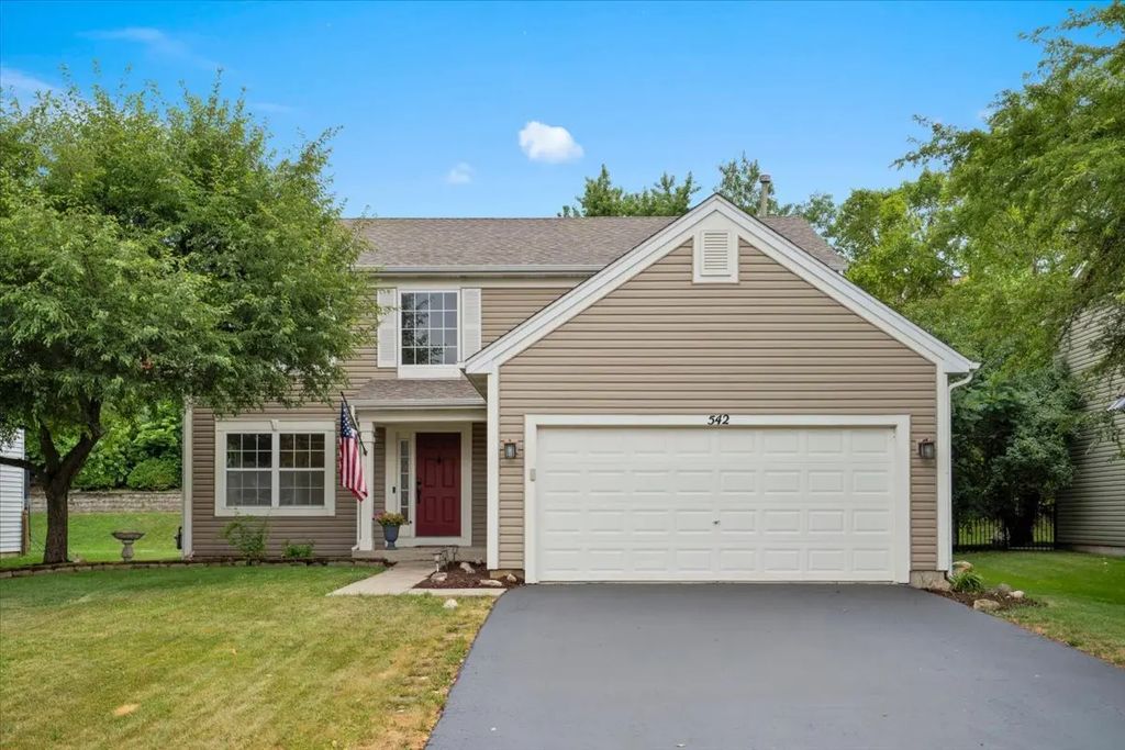 542 Waterford Lane, South Elgin