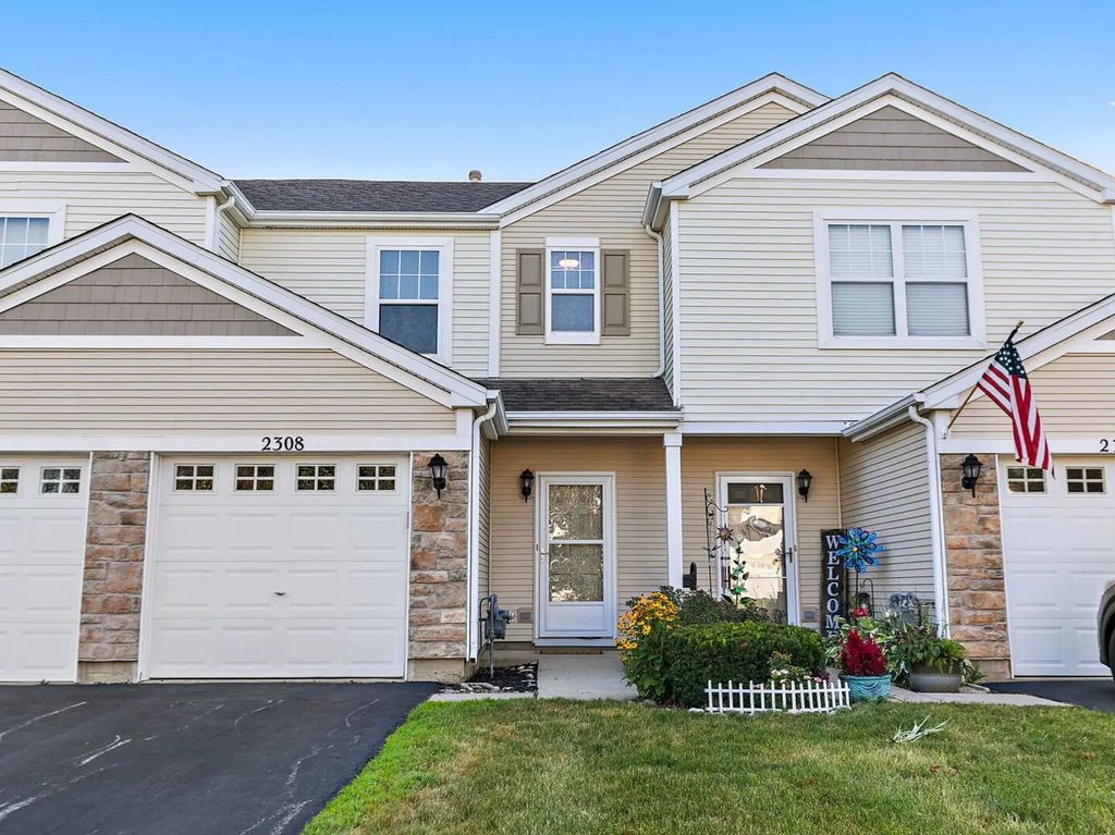 2308 Flagstone Lane 4, Carpentersville