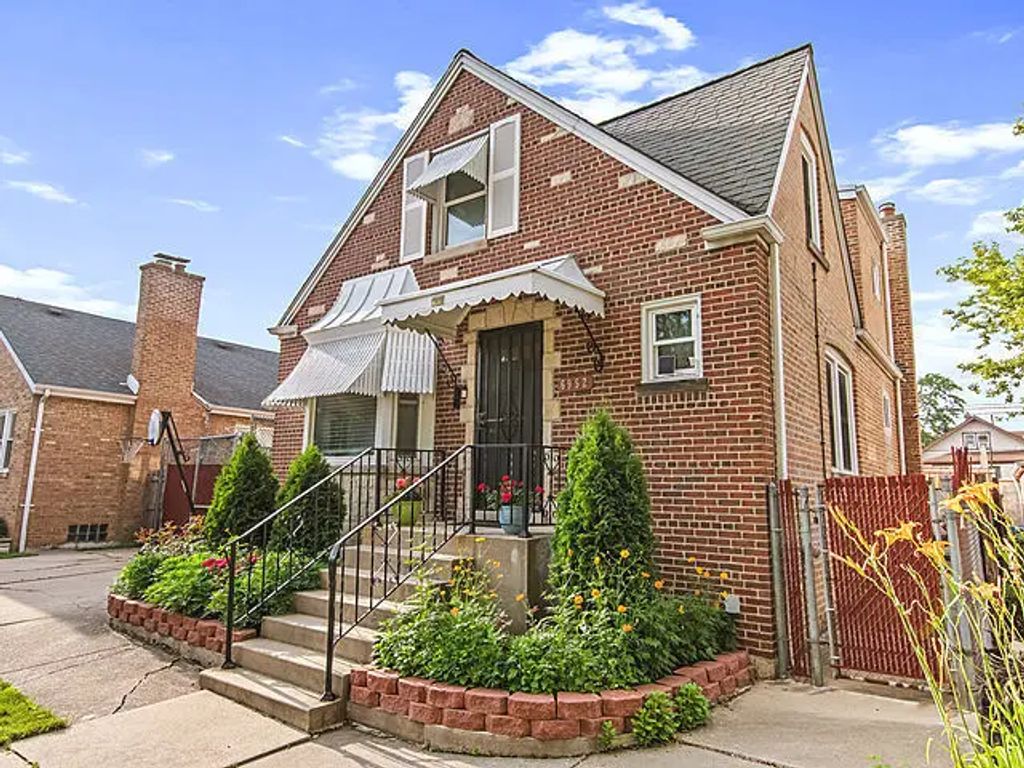 6952 W Summerdale Avenue, Chicago, 60656