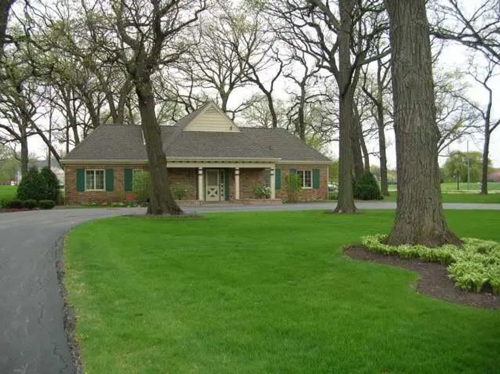 1000 Prestwick Drive, Frankfort