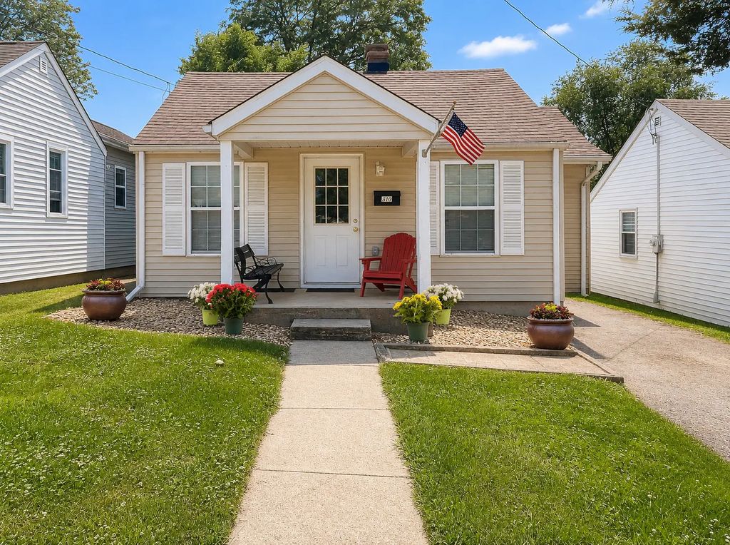 310 Johnson Street, East Dundee
