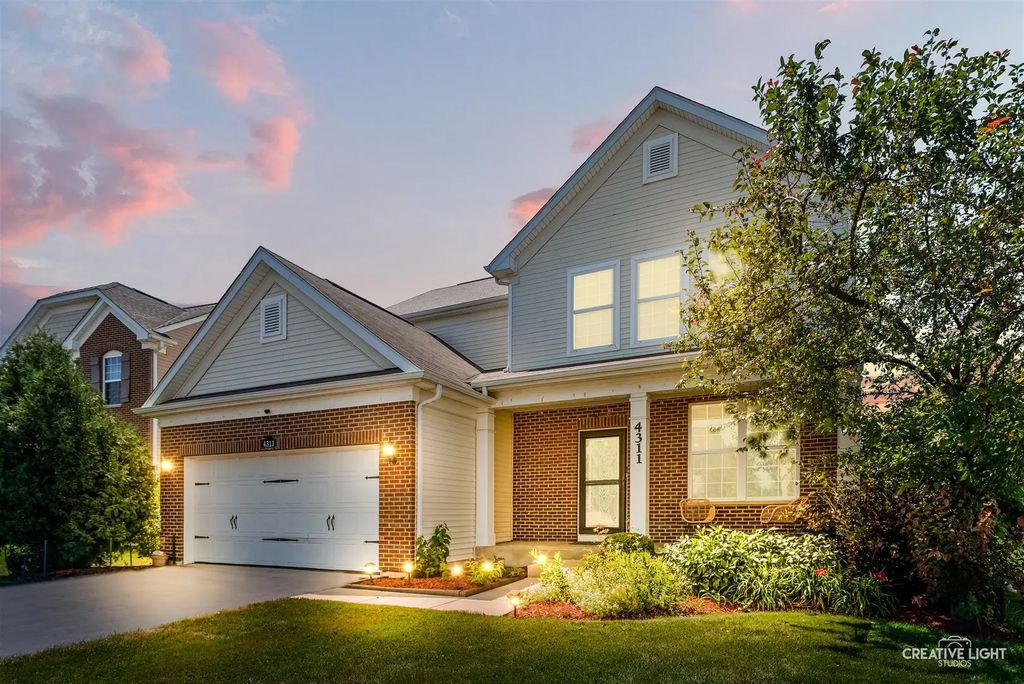 4311 Fraser Circle, Naperville