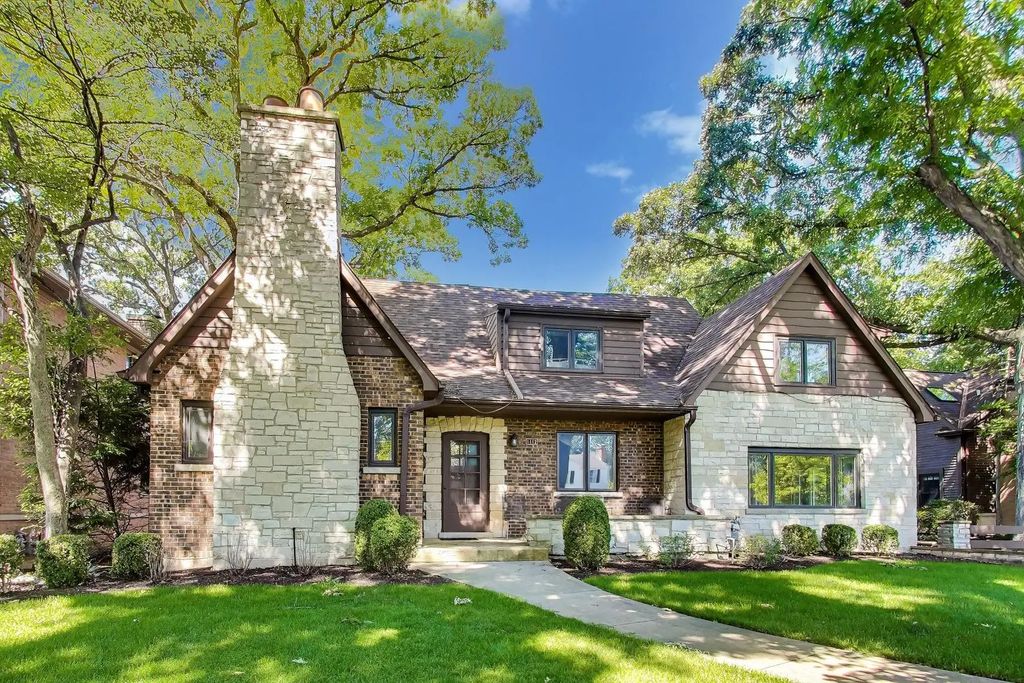1112 S Home Avenue, Park Ridge