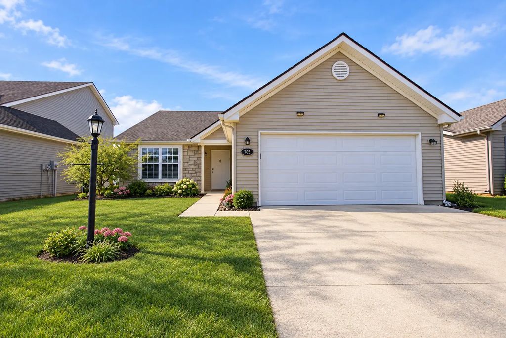 705 Luria Lane, Champaign