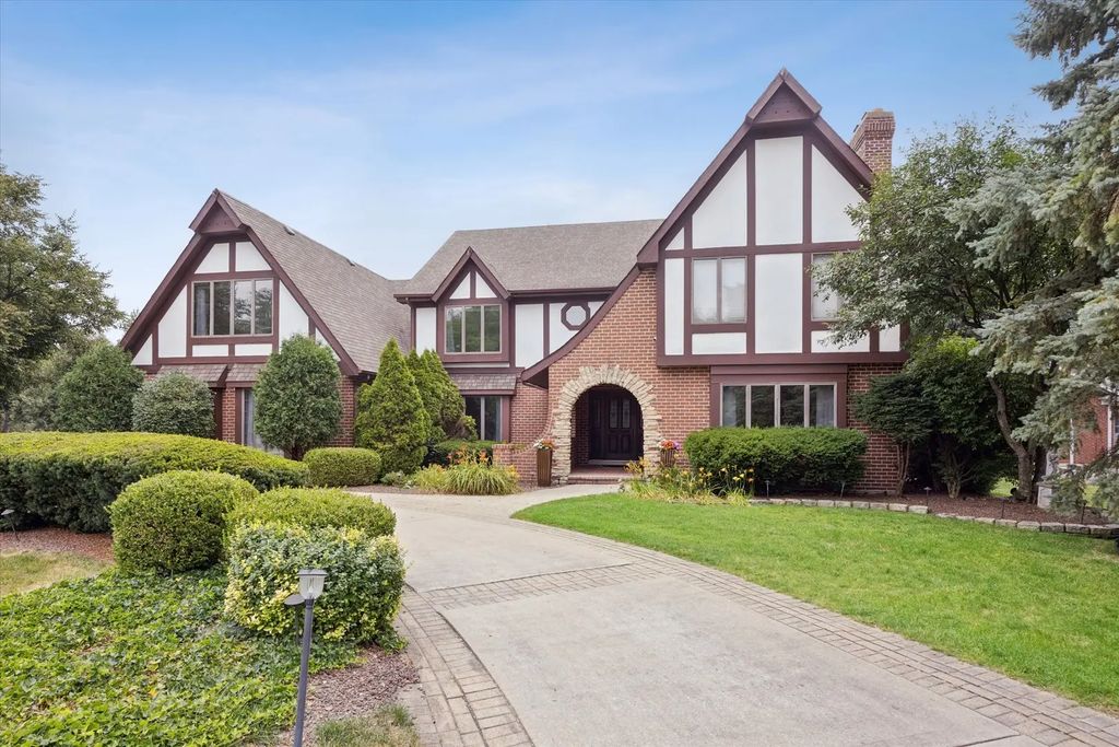 6001 Sedgley Court, Burr Ridge