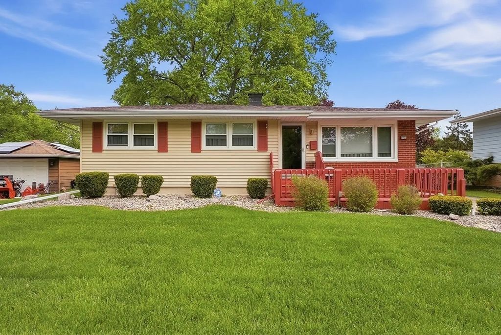 18833 Park Avenue, Lansing