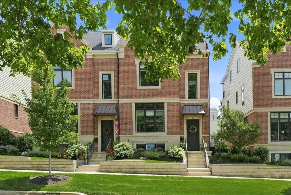 110 Morgan Boulevard, Valparaiso