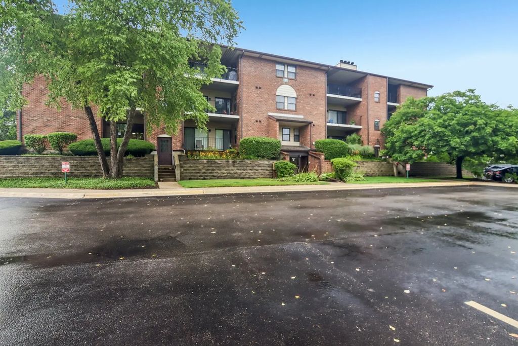 720 Weidner Road 200, Buffalo Grove